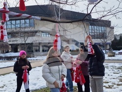 Разград - мартеници - дърво