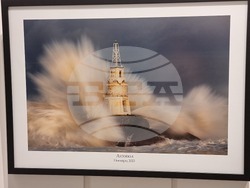 Ямбол - „Сезони“ - изложба