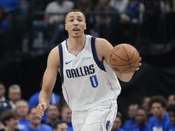 Hornets Mavericks Basketball