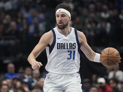 Hornets Mavericks Basketball