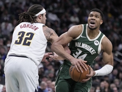 Nuggets Bucks Basketball