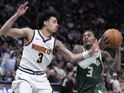 Nuggets Bucks Basketball