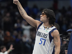 Hornets Mavericks Basketball