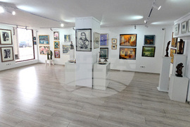 Ловеч - нова галерия