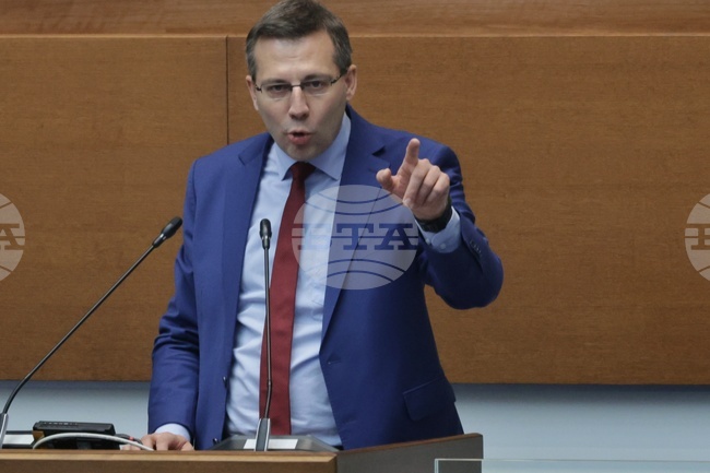 Ще направим всичко възможно хората, които 35 г. тероризираха избирателите на ДПС, да си понесат отговорността, заявиха от „ДПС-Ново начало“