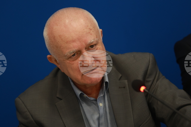 На Балканите е важно да обърнем внимание на знанието, каза Душан Янич от Форума за етнически отношения