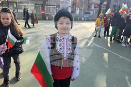 Петрич - „Най-дългото училищно хоро” -  инициатива