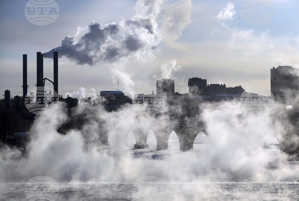 AP Poll Extreme Cold