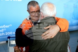 Летище „Васил Левски” - антарктици - участници - посрещане