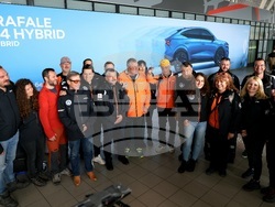 Летище „Васил Левски” - антарктици - участници - посрещане