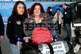 Летище „Васил Левски” - антарктици - участници - посрещане