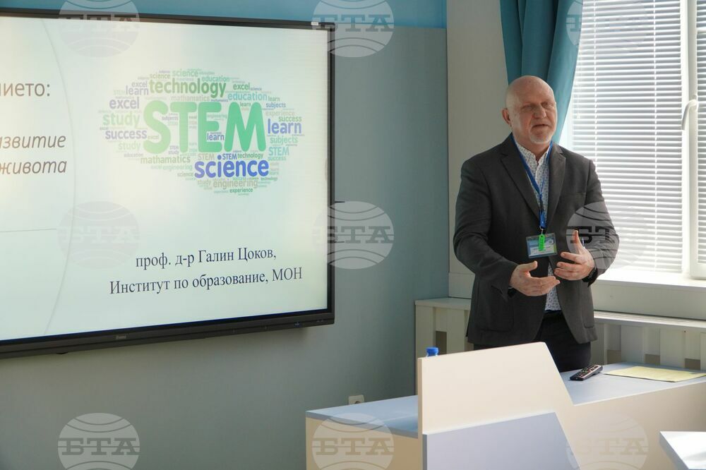 ЮЗУ „Неофит Рилски“ поставя началото на майсторски STEM класове