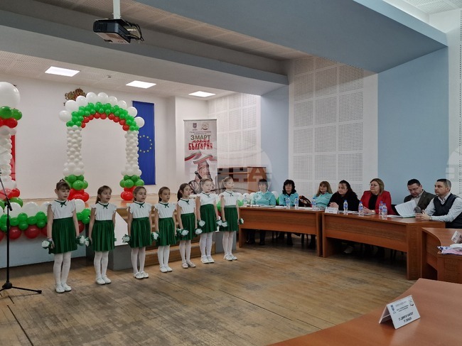  Свищов - ученическо състезание "Моята България" - десето издание