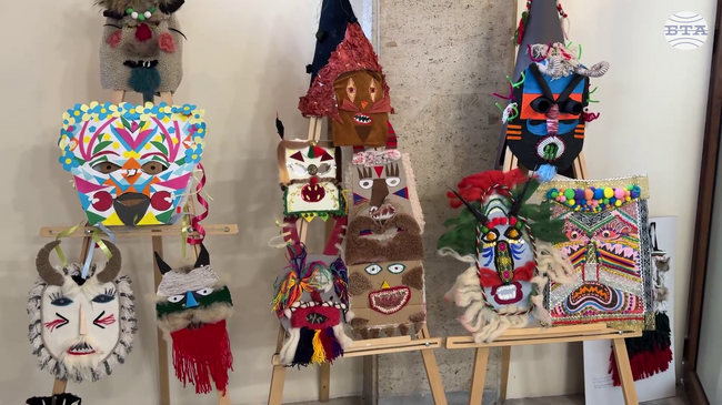 Деца от цялата страна са изработили над 1000 кукерски маски за конкурса "Сирни заговезни" в Казанлък