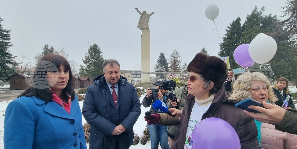 Впечатлена съм от социалните услуги в община Шумен, каза заместник-министърът на труда и социалната политика Наталия Ефремова 