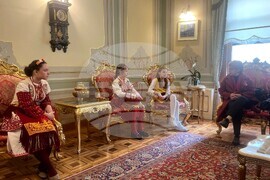 Турция - Истанбул - Българско неделно училище - ученици - мартеници