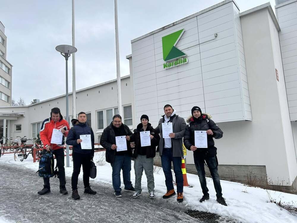 Висшето училище по агробизнес и развитие на регионите участва в зимно училище, организирано от Университета за приложни науки във Финландия