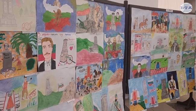 В Плевенската панорама е подредена изложба с творбите, изпратени за Националния конкурс за детска рисунка „Освобождението“