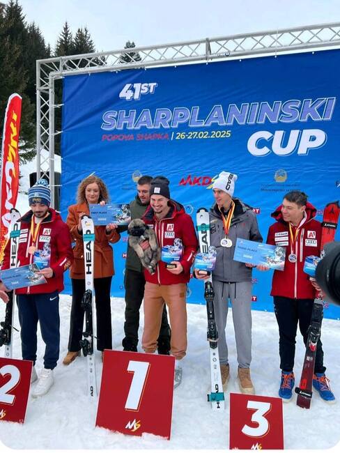 Константин Стоилов с две победи в слалома в стартове на ФИС в Попова шапка