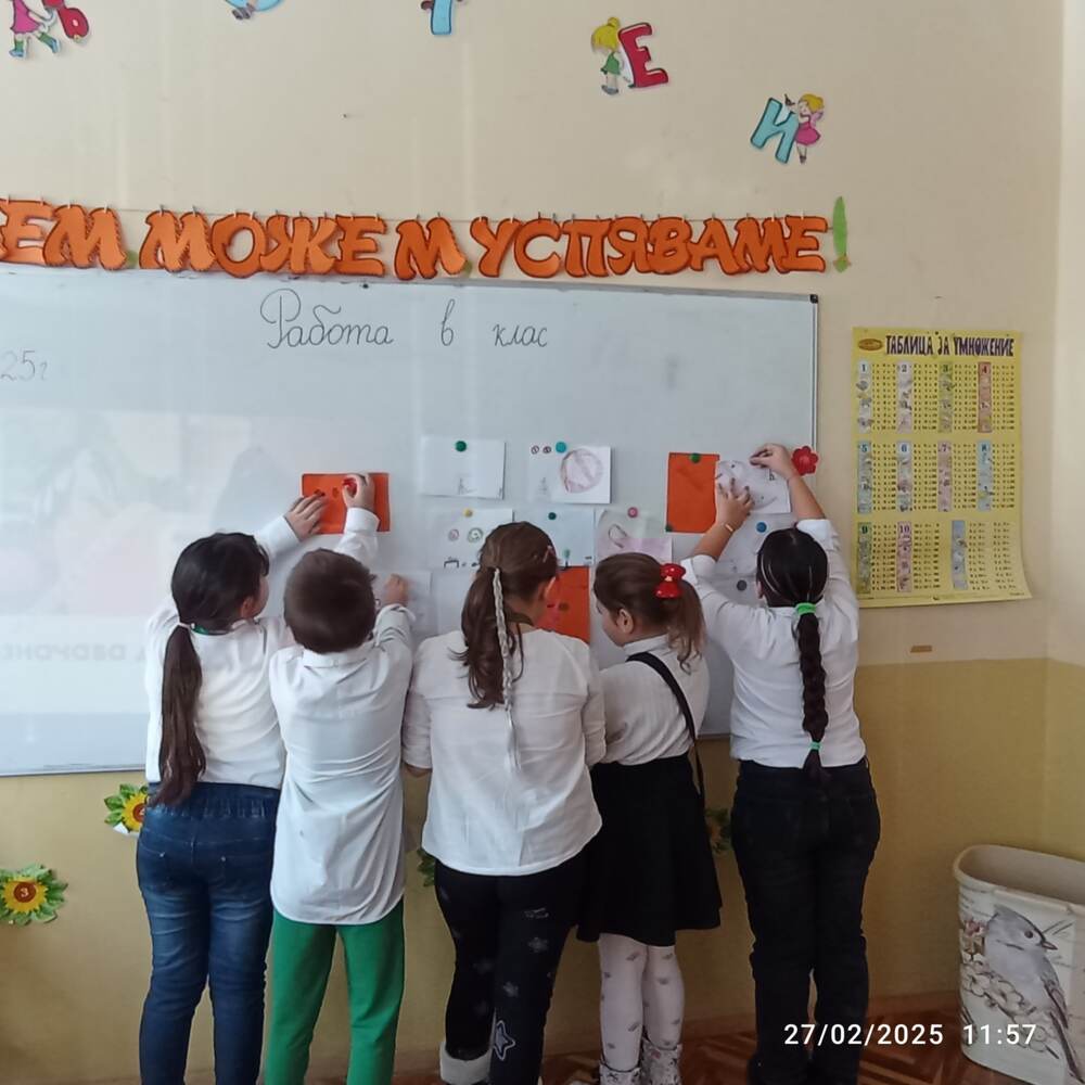 Карта със съвети как да се грижат за себе си в сезона на простудните заболявания изработиха ученици от разградско училище