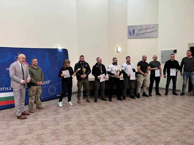 Отличиха най-добрите стрелци в републиканския шампионат за служители на МВР "Освобождение"