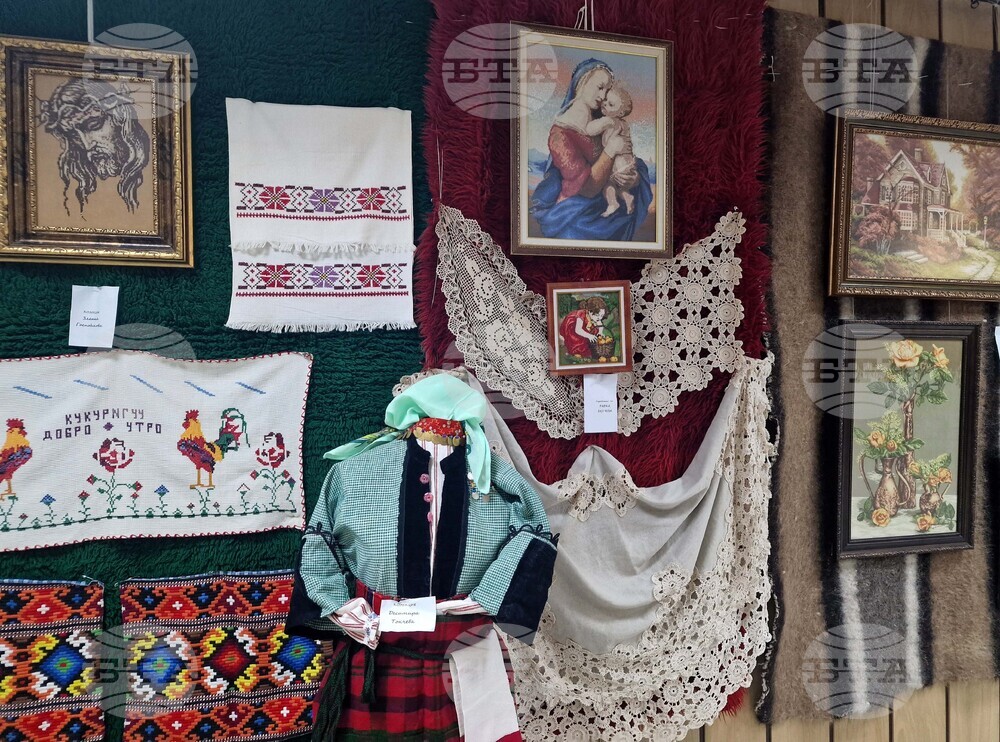 Хасково - „С ръце и сърце“ - ръкоделие - изложба