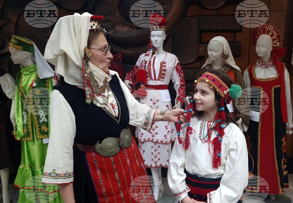 Хасково - „С ръце и сърце“ - ръкоделие - изложба