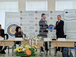 Свищов - Стопанска академия - Бургаски свободен университет - представяне на съвместен проект