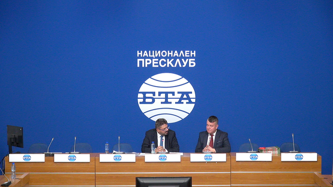 Подписване на договор за партньорство между Българската телеграфна агенция (БТА) и изпълнителя на народна музика Илия Луков