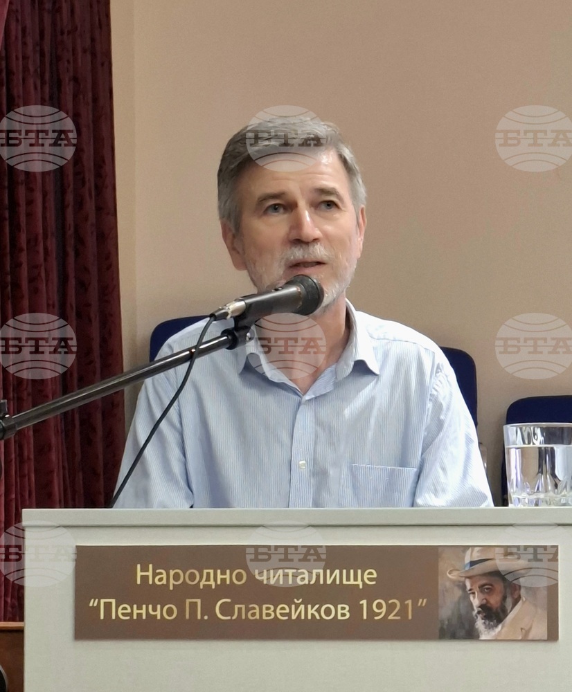 Националният литературен музей откри „Софийски литературен салон“ в Народно читалище „Пенчо П. Славейков 1921“