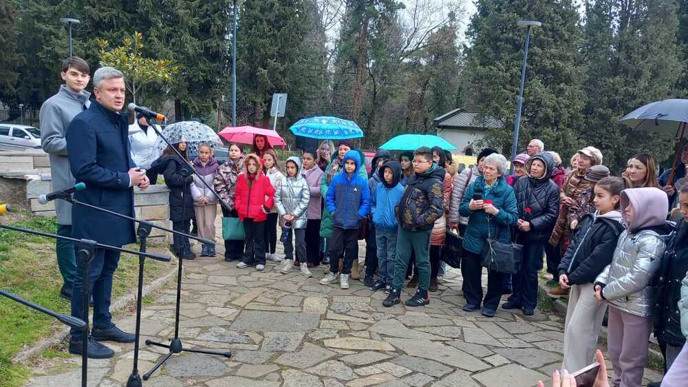 Зам.-кметът Радостин Танев: Деца, пазете „Аязмото“, носете духа му в себе си и го развивайте