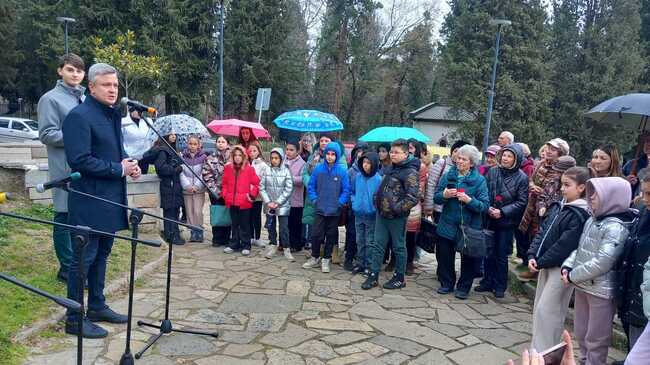 Зам.-кметът Радостин Танев: Деца, пазете „Аязмото“, носете духа му в себе си и го развивайте