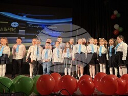 Самоков - ученици - празничен концерт