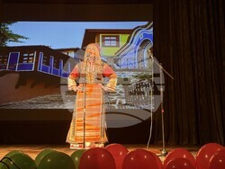 Самоков - ученици - празничен концерт