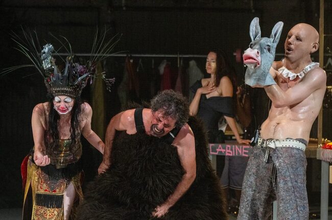 По-забавно е да представям постановките си в София, отколкото в Париж, каза пред БТА режисьорът Ян Лауерс