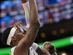 Thunder Hawks Basketball