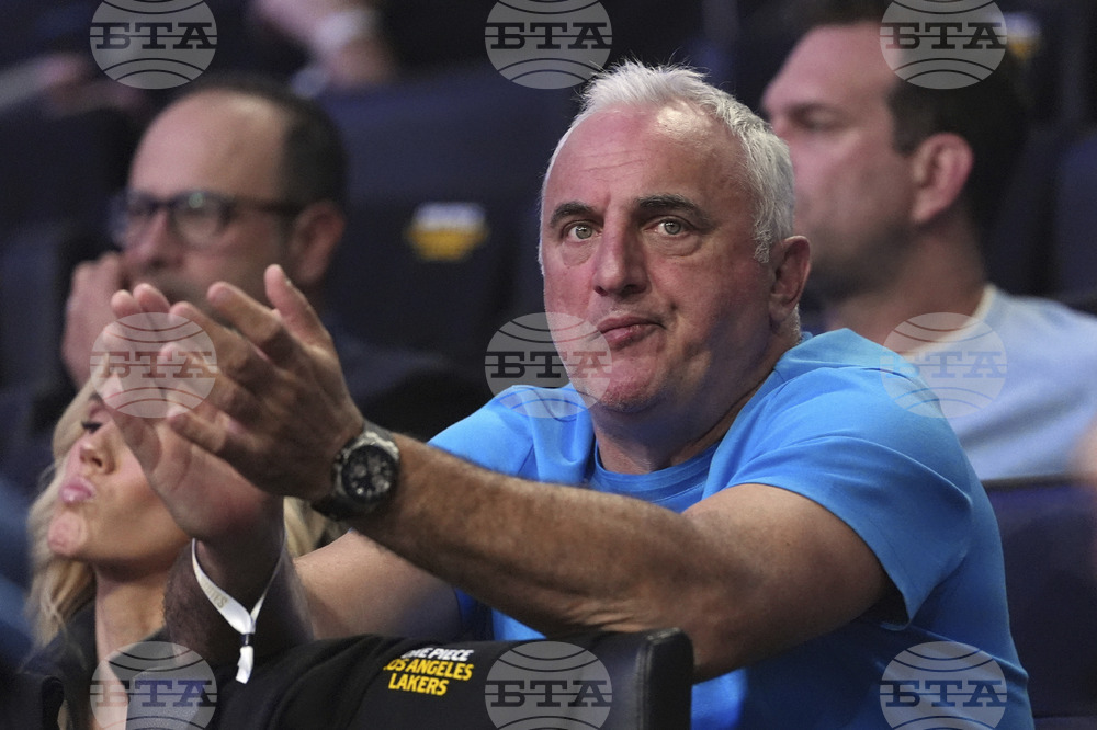 Бащата на баскетболната звезда Лука Дончич смята, че синът му все още има дълъг път, за да достигне нивото на легендата Дражен Петрович