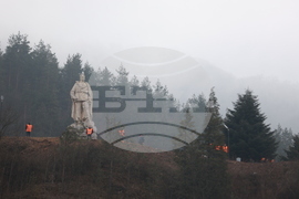 Етрополе - тържествено издигане на българския трибагреник