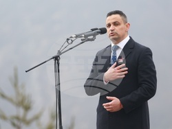 Етрополе - тържествено издигане на българския трибагреник