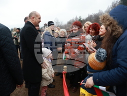 Етрополе - тържествено издигане на българския трибагреник