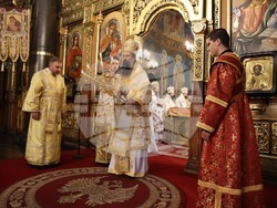 Негово Светейшество българският патриарх и Софийски митрополит Даниил отслужи заупокойна литургия и панихида за една година от кончината на патриах Неофит. Снимка: Българска патриаршия