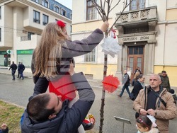 Кюстендил - деца - мартеници