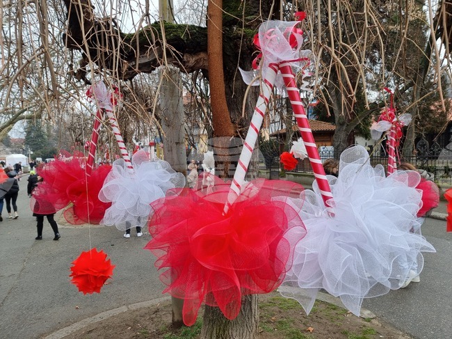 Кюстендил - деца - мартеници