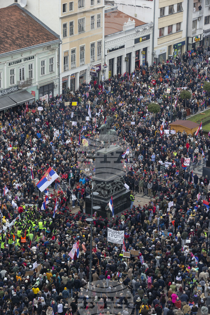 Свободният университет в Ниш обяви петиция за свикване на предсрочни парламентарни избори 
