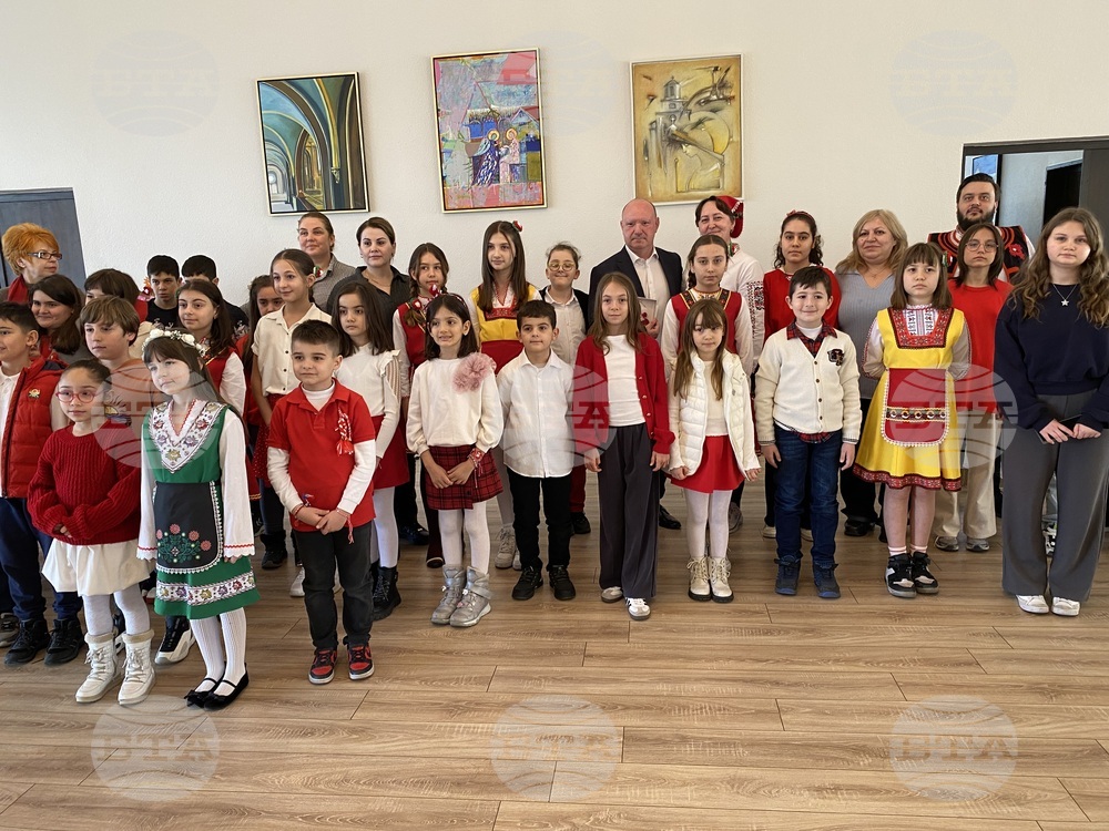 Турция - Българското неделно училище „Св. св. Кирил и Методий“ в Истанбул