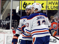 Oilers Hurricanes Hockey
