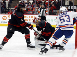 Oilers Hurricanes Hockey
