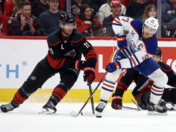 Oilers Hurricanes Hockey