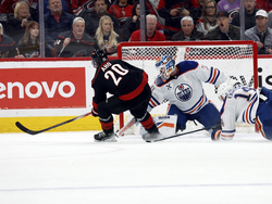 Oilers Hurricanes Hockey