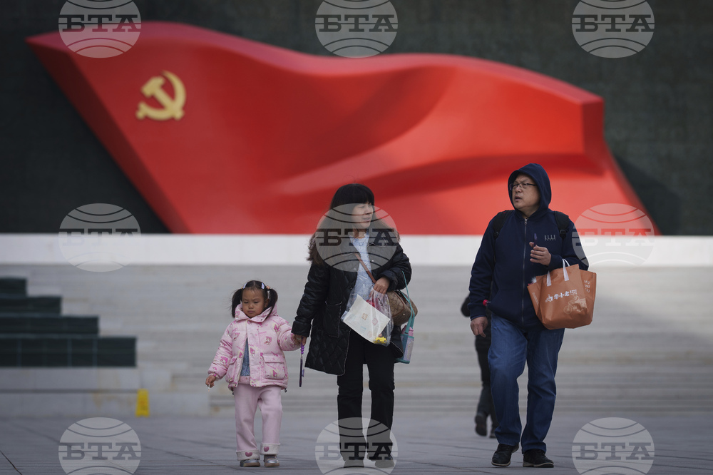 Профсъюзите в Китай забраниха на компаниите в страната да питат жените, кандидатки за работа, дали са семейни или бременни